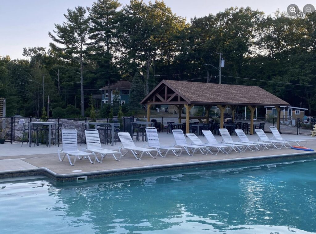 Thoughts on trying nudism and Young Naturist Weekend at Solair